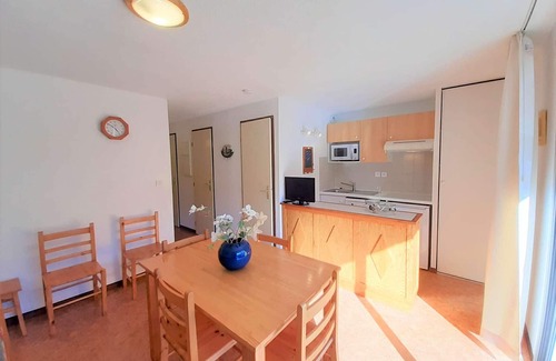 Vignec Apartment | Sunny 2BR Apt for 4 with Balcony, Parking, and Ski Storage in Vignec