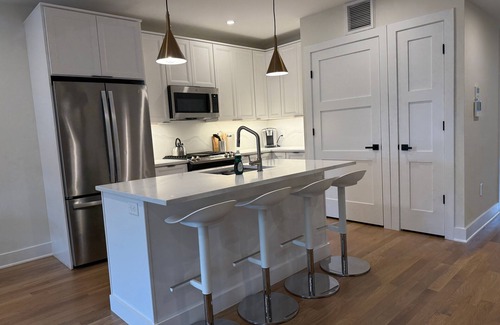 Hoboken Apartment | Sunny 2BR Loft Work, Relax, Minutes to NYC