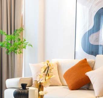 Huangpu Apartment | Sunny-Abode View the landmark of Lujiazui 3bedroom near Xintiandi and People's Square &200m to Subway