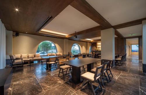 Yulong Hotel | Sunny Aerie丨 Golden Peak Resort