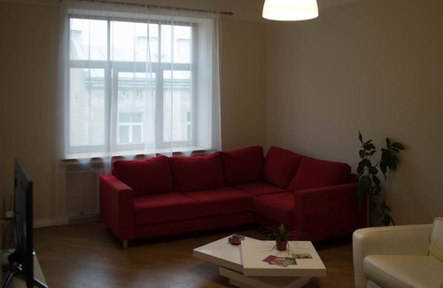 Skanste Apartment | Sunny and spacious flat in Art Nouveau district