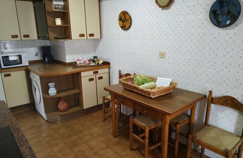 Laredo Apartment | SUNNY apartment 2 km from the BEACH and the MOUNTAIN