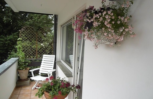 Rungsdorf Condo | Sunny apartment with garden view and south-west balcony