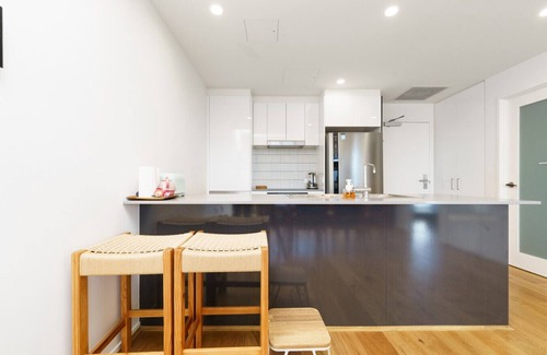 Braddon Apartment | Sunny City Escape Steps from Lonsdale Street