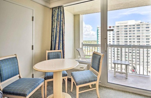 Ortona Park Apartment | Sunny Daytona Beach Gem with Ocean Views!
