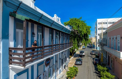 Puerta de Tierra Apartment | Sunny Escape with Balcony Steps to Dining