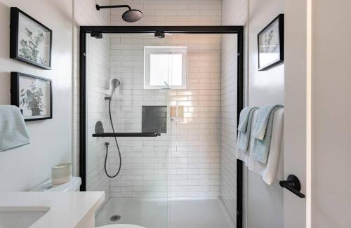 South Fair Oaks House | Sunny Guesthouse near Stanford w/Private Patio