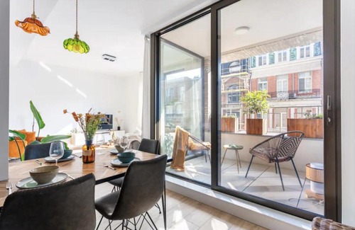 Antwerp Apartment | Sunny haven