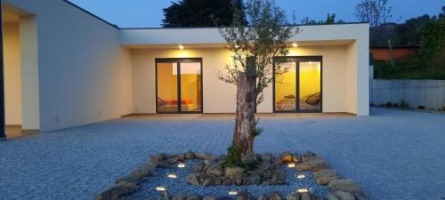 Anais Villa | Sunny Haven-Villa