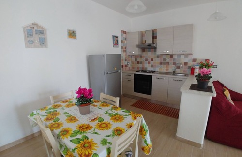 Budoni House | Sunny House, vacation home with garden near the beach in Budoni!
