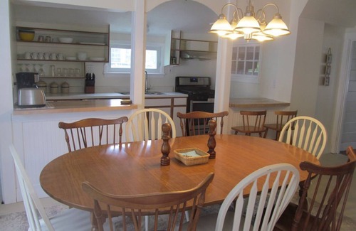 Rye House | Sunny Jenness Beach View Home – Quiet Rd, Perfect for Families & Coastal Escapes