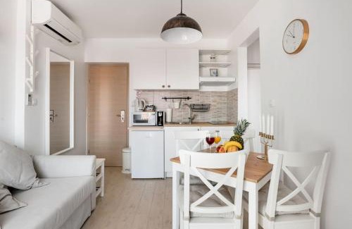 Krizna luka Apartment | Sunny New Hideaway Near the Beach on the Island of Hvar