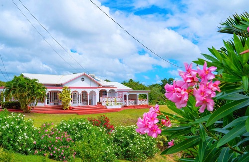 Laborie Villa | Sunny Palm Villas