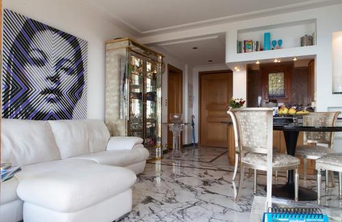 Eze Apartment | Sunny Panoramic Balcony