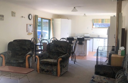 Naseby House | Sunny, private getaway in Naseby