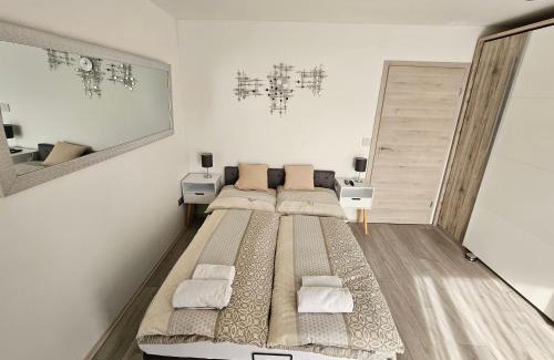 Duerrwangen House | Sunny room 1