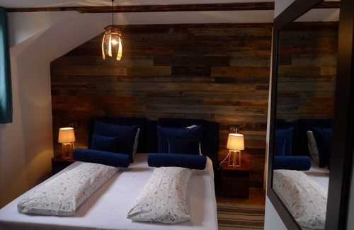 Cartisoara Bed & Breakfast | Sunny rooms and soft beds, ideal for lazy afternoons and silent nights.