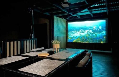 Lake Illawarra House | Sunny Shores Retreat Spacious & Relaxing Escape