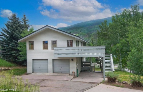 Vail House | Sunny Vail Mountainside Getaway Amazing Location