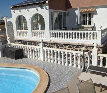 Mazarron Villa | Sunny Villa Retreat in Murcia