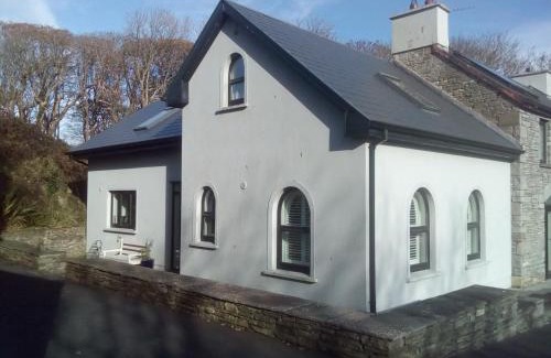 Ennistimon House | SunnySide-Cottage