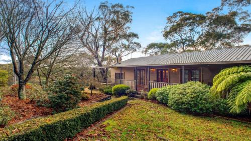 Wentworth Falls House | Sunnyside Hous At The End Of A Quiet Cul De Sac