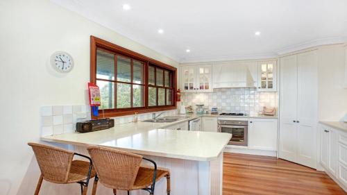 Wentworth Falls House | Sunnyside Hous At The End Of A Quiet Cul De Sac