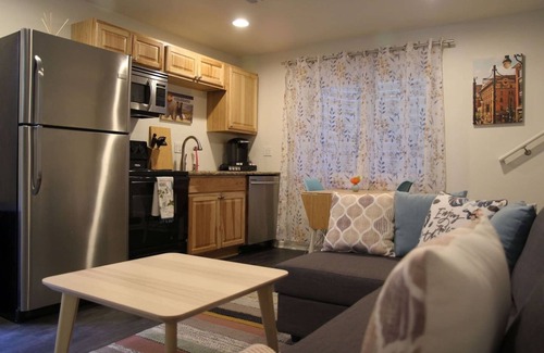 Sunnyside Apartment | Sunnyside Up - Hottub! - Great Location! - Low Cleaning Fees!