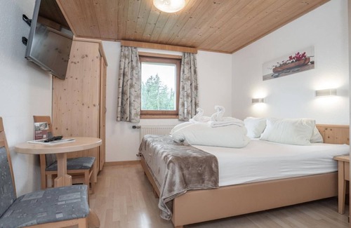 Scheffau am Wilden Kaiser Bed & Breakfast | Sunrise 5 guests, from 4N, half board - Berggasthof Bärnstatt