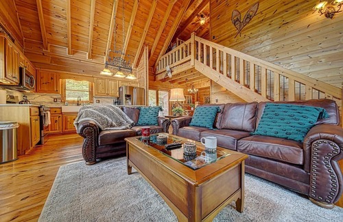 Blairsville Cabin | Sunrise Adventure