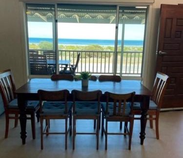 Tiddy Widdy Beach House | Sunrise at Tiddy Widdy