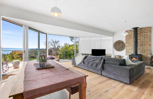 Lorne House | Sunrise