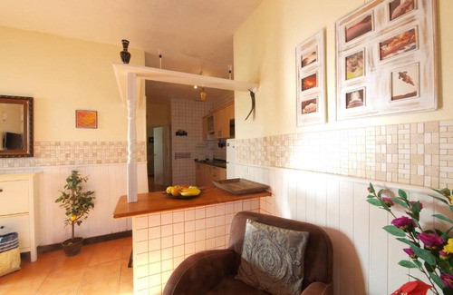 Los Gavilanes Apartment | sunrise directly at the sea