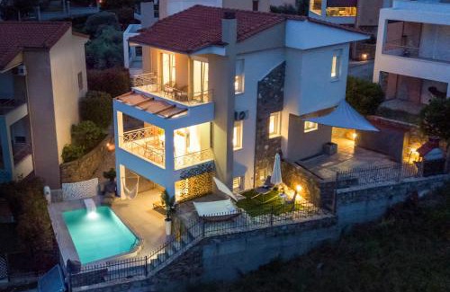 Palaio Tsifliki Villa | SUNRISE LUXURY POOL VILLA