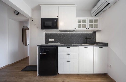 Lesce Apartment | Sunrise mountain view apartment near Lake Bled