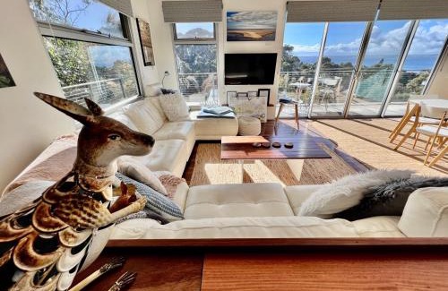 American River Apartment | Sunrise on Falie Seaview Eco Accommodation