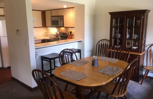 Central Vermont- Killington Condo | Sunrise-Seasonal Ski in/Ski out-weather permitting near the Sunrise Triple.n