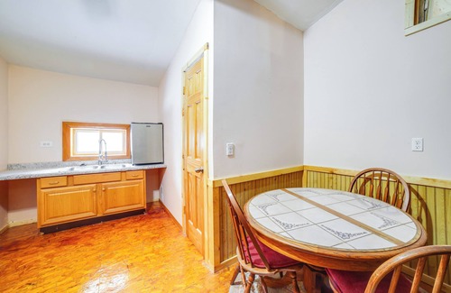 Elkhart Apartment | Sunrise & Sunset Views: Rural Elkhart Studio!