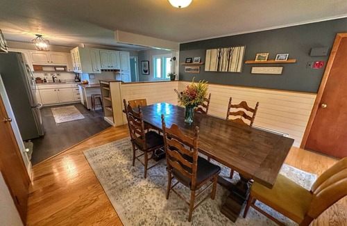 Manchester Center House | Sunrise Surprise spacious, great for entertaining