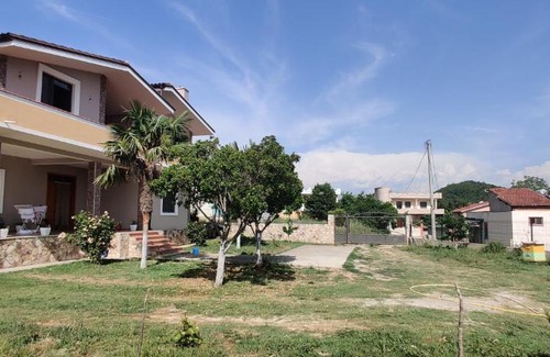 Ishem Villa | Sunrise Vila