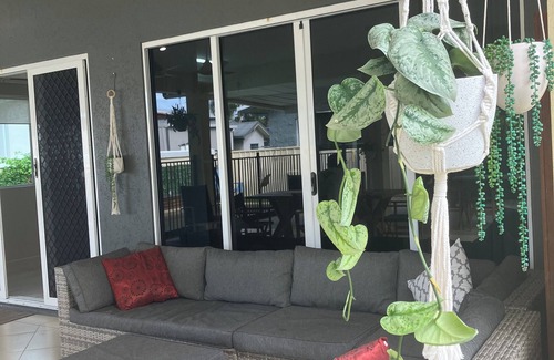 Kurrimine Beach House | Sunriser @ Kurrimine Beach
