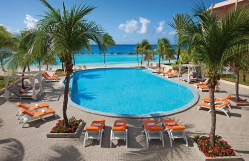 Marie Pampoen Resort | Sunscape Curacao Resort Spa & Casino