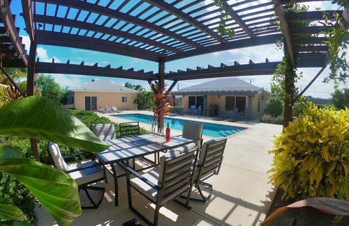 Long Bay House | SunSeaSand - 2Bdrm Seaside Cottage - Long Bay Hills
