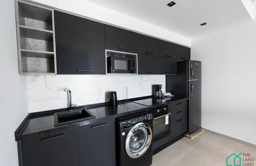 Les Berges du Lac Apartment | Sunset 302 Apt de luxe avec salle de fitness