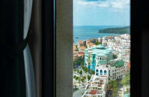 An Thoi Apartment | Sunset Apartment- Seaview Hillside with Pool & Firework