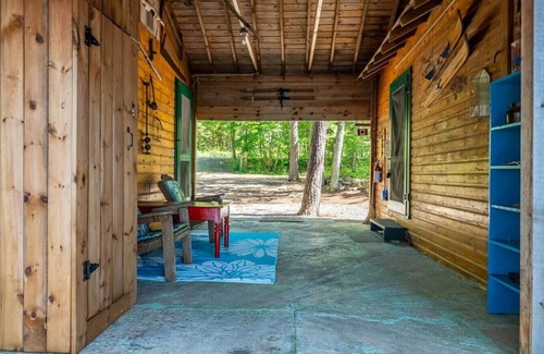 Killaloe Cabin | Sunset Bay Cottage on Round Lake