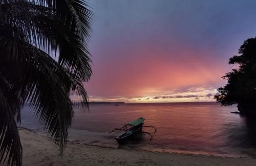 Batudaka Island Hotel | Sunset Beach