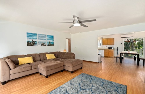 Pupukea House | Sunset Beach Retreat, One Block Walk to the Beach