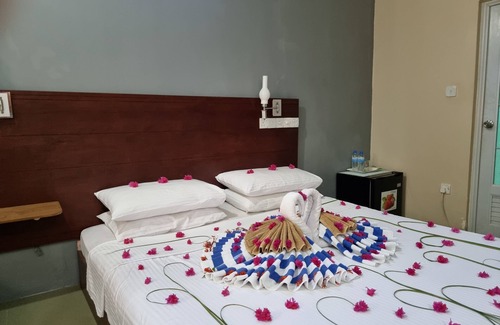 Dhangethi House | Sunset Beach View