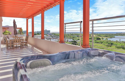 Philipsburg Apartment | Sunset Blue Marine Penthouse